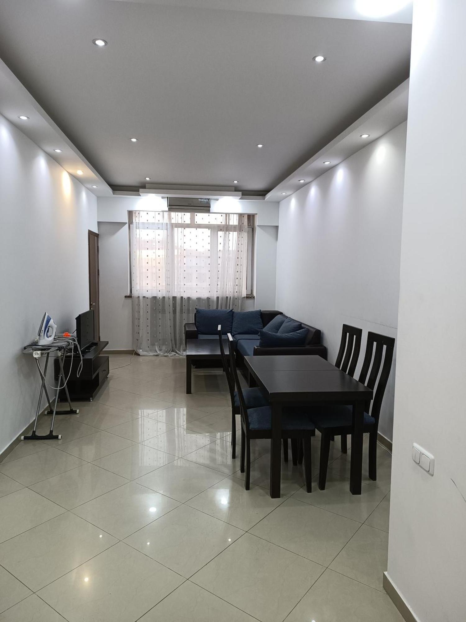 Rent Inn Yerevan On Sakharov Square Bagian luar foto