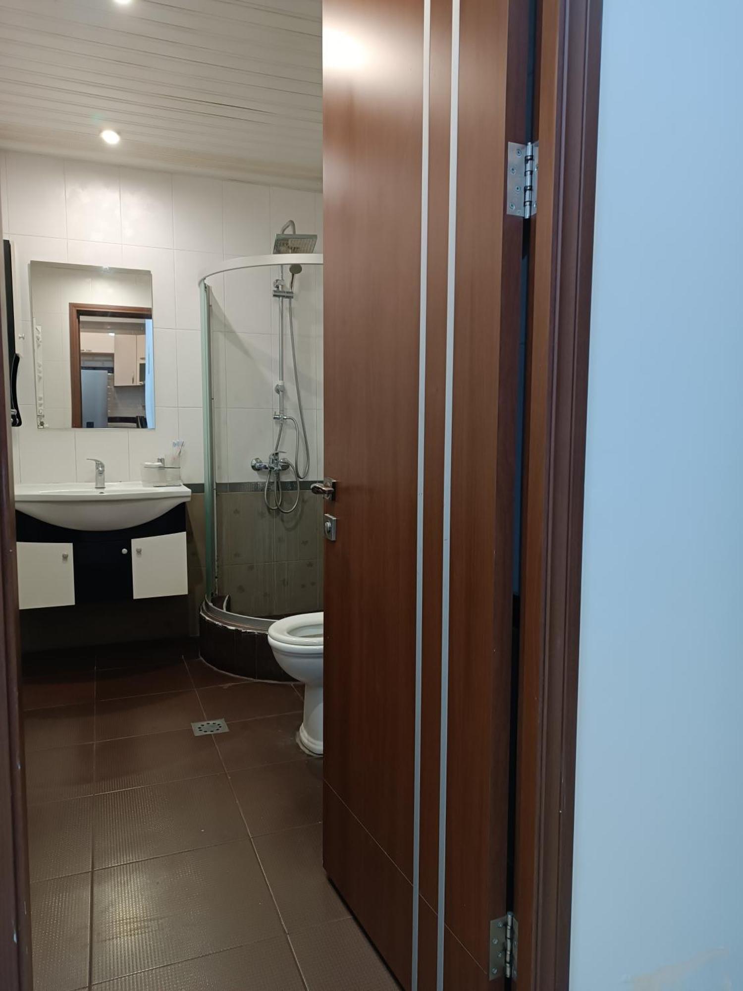 Rent Inn Yerevan On Sakharov Square Bagian luar foto